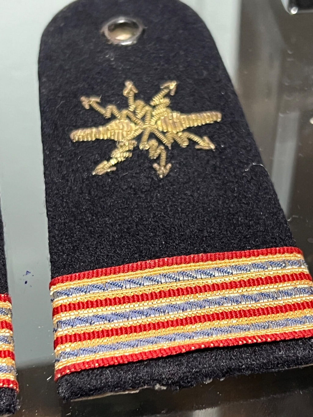 Marine Militaire Bretelles Vêtement De 3 Classe Opérateur Radio Tissu Original