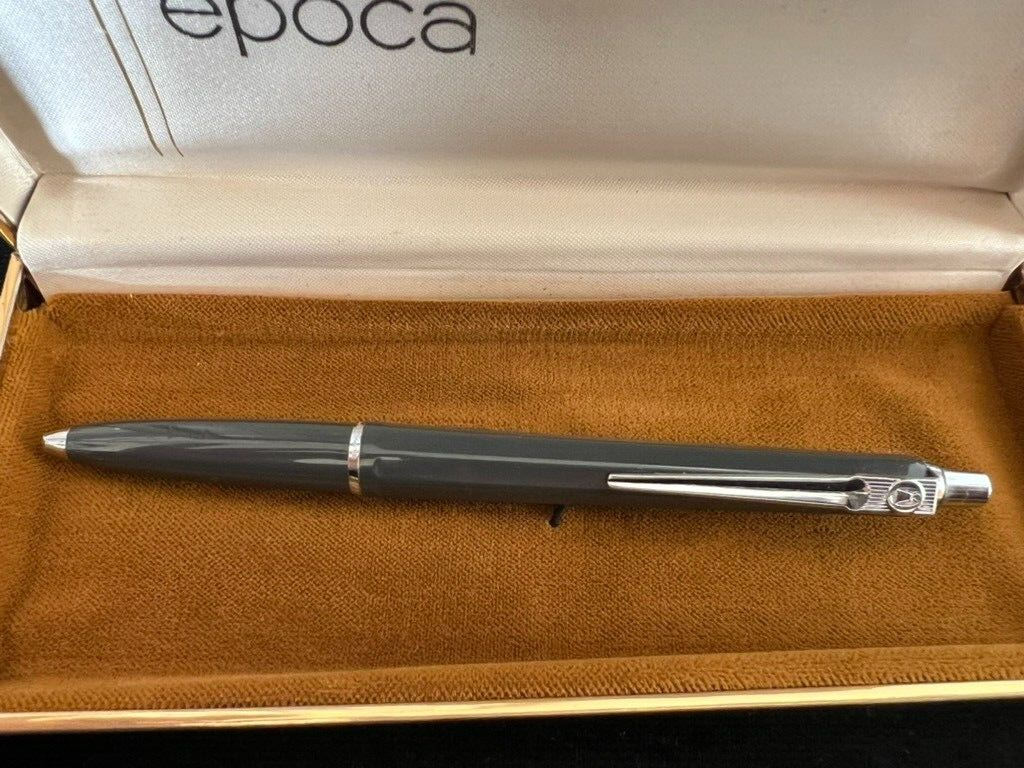 Ballograf Stylo-Plume Sphère Période Bouton Automatique Gris Chrome Vintage 8