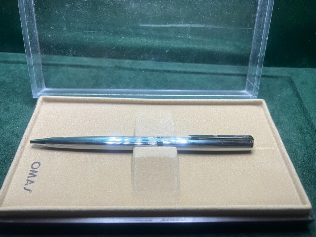 🔴 OMAS penna sfera cromata a righe Rinascimento scrive con astuccio