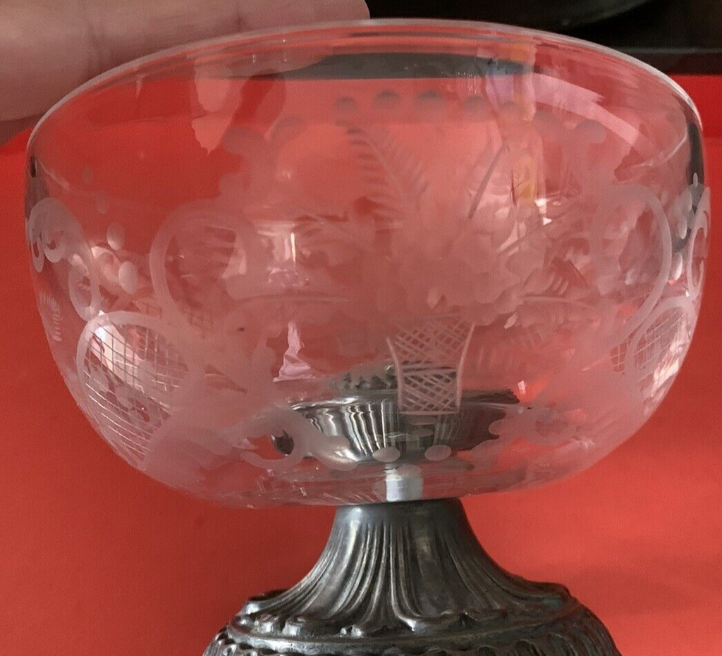 🔴 Bonboniere aus 800er Silber, handgraviertes Glas, ziseliert, Höhe 9,6 cm, Durchmesser 13 cm 