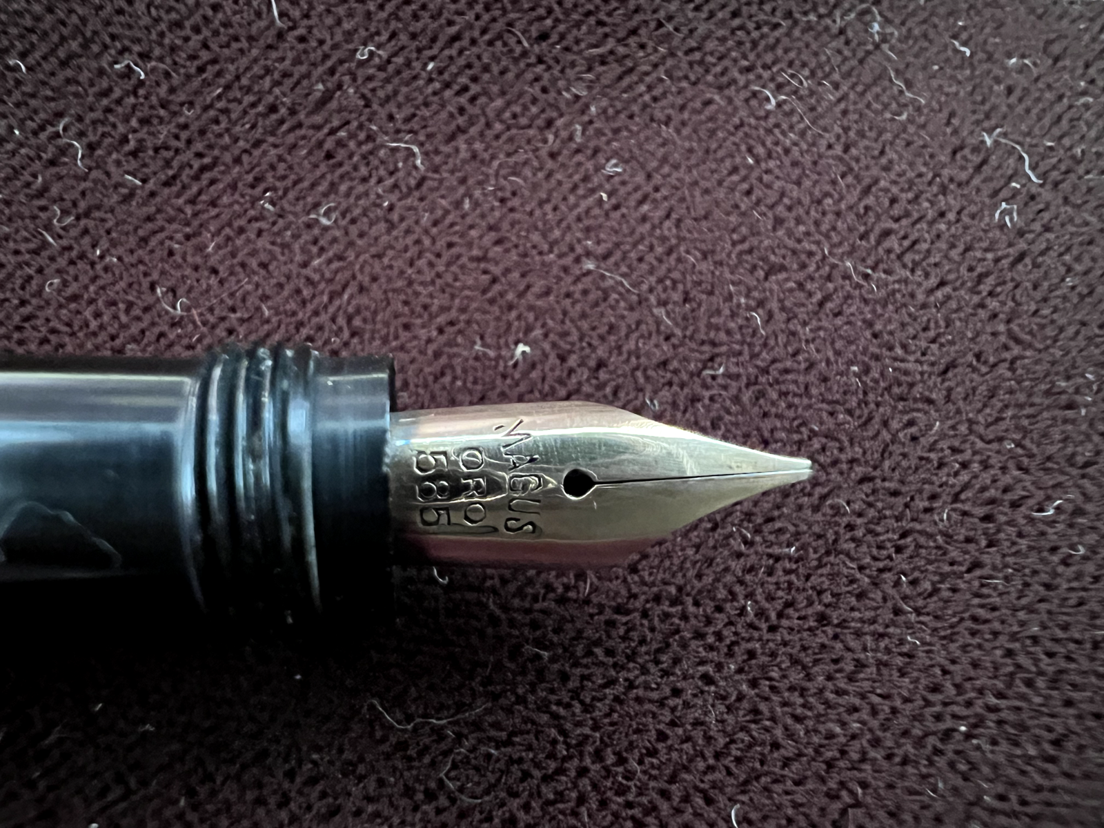 Red Ma Gus PO Einziehbarer Füllfederhalter, vergoldet, funktioniert, Vintage 