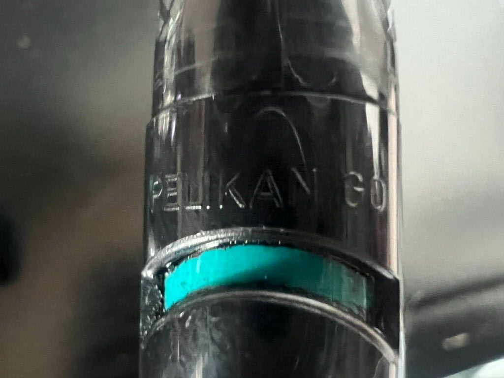 Pelikan G0 Stylo-Plume Stylo à Plume à Cartouche Doré Écrit Vintage 
