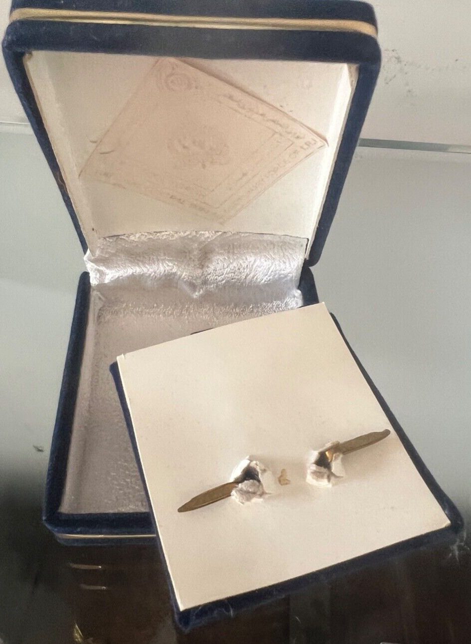 Frog Fasteners Interpol Tehran With Engraved Embossed And Varnish Box Vintage