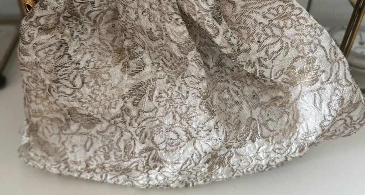 🔴 BORSA donna pochette fili DORATI bianca con ceselli e catena ART DECO'