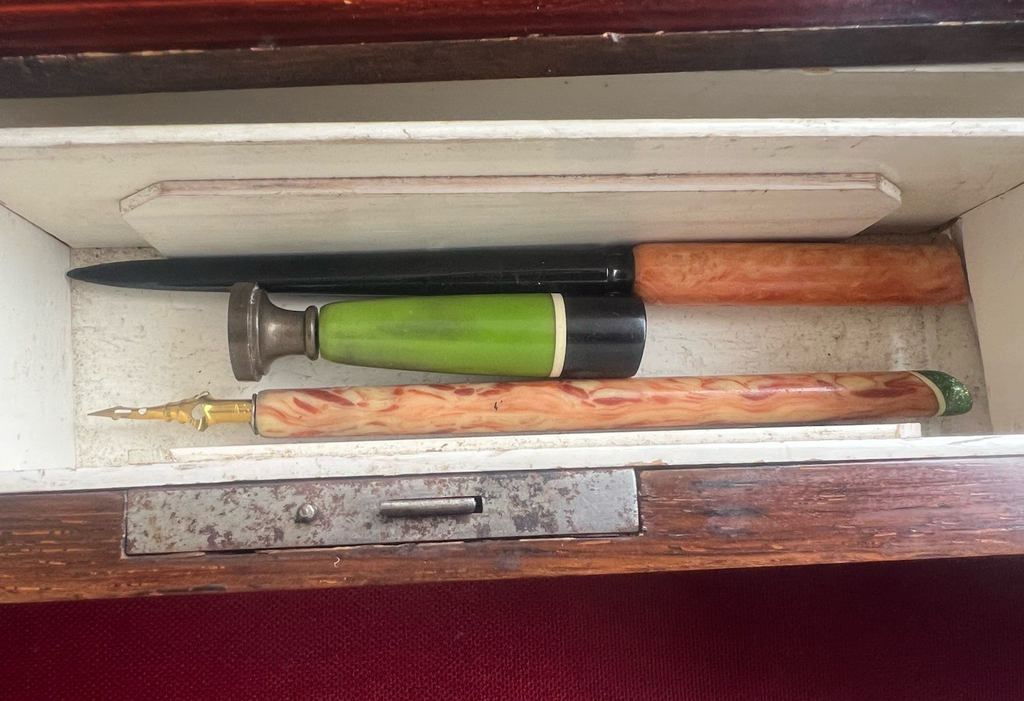 Secretary Desk Travel Georgian Nut Solid Wood Kingdom UK Original Early '800