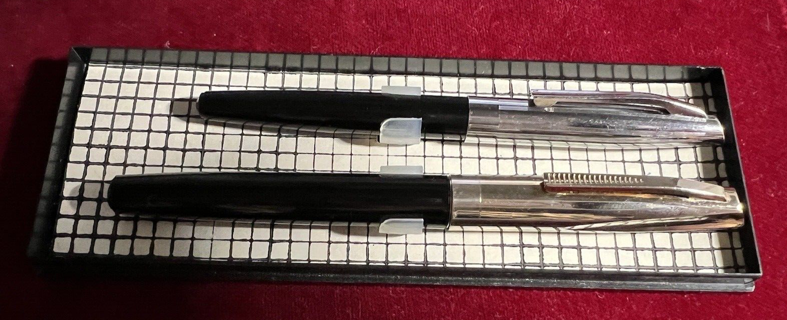 🔴 Penna stilografica PISTONE pennino ORO + penna sfera celluloide antiche 1940