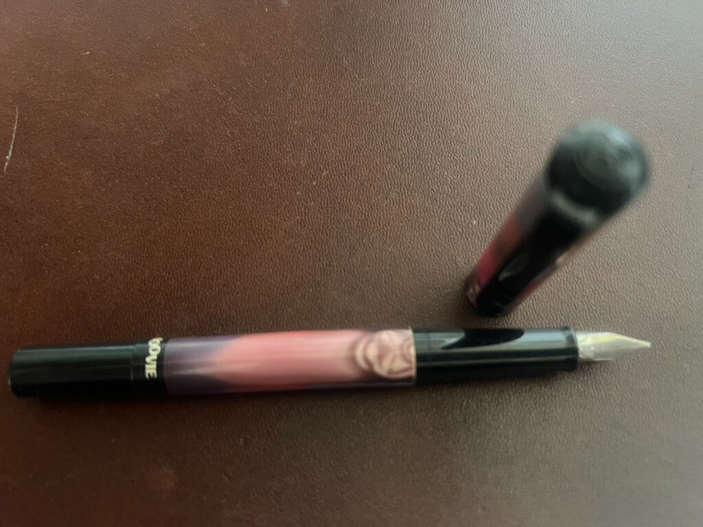 🔴 PELIKAN penna stilografica Moovie cartoni fumetti mai usata vintage