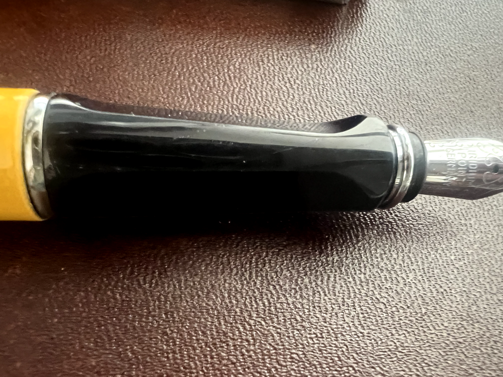 🔴 CAMPO MARZIO penna stilografica lacca gialla profili cromati design scrive