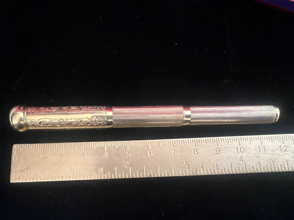 UHLMANN'S Eternal Crayon Rétractable Aminata Or Pendentif Chatelaine Antique