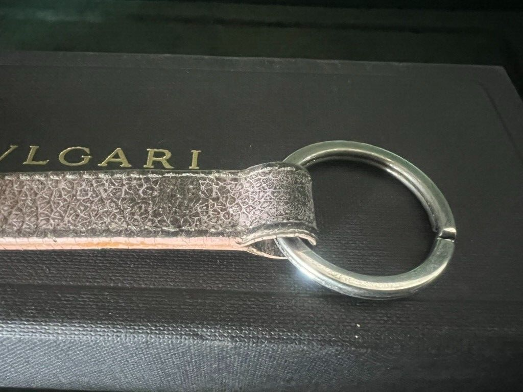 🔴 BULGARI Damen-Schlüsselanhänger mit Seitenringen, L 13 cm, mit Vintage-Etui 