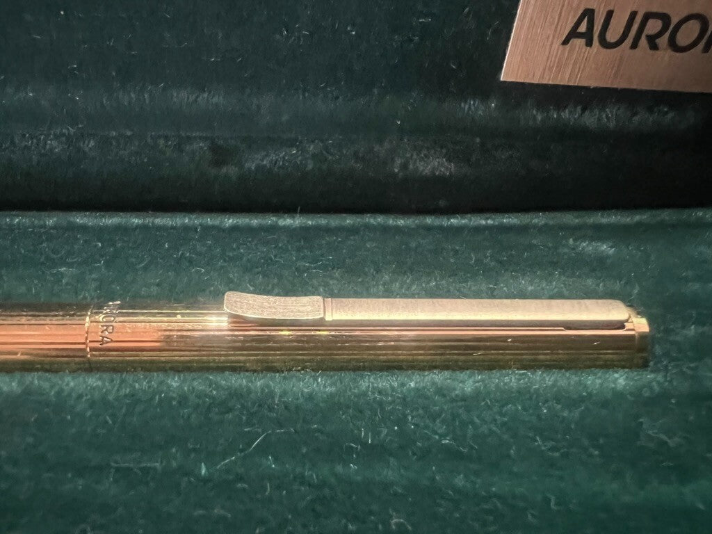 Aurora Stylo-Plume Sphère Hastil Retractable Écrit Comme Nouvelle A 