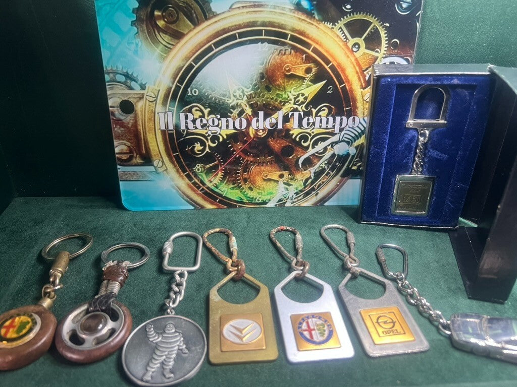 🔴 Portachiavi FERRARI ALFA ROMEO OPEL MICHELIN CITROEN ACI lotto 8 pz vintage