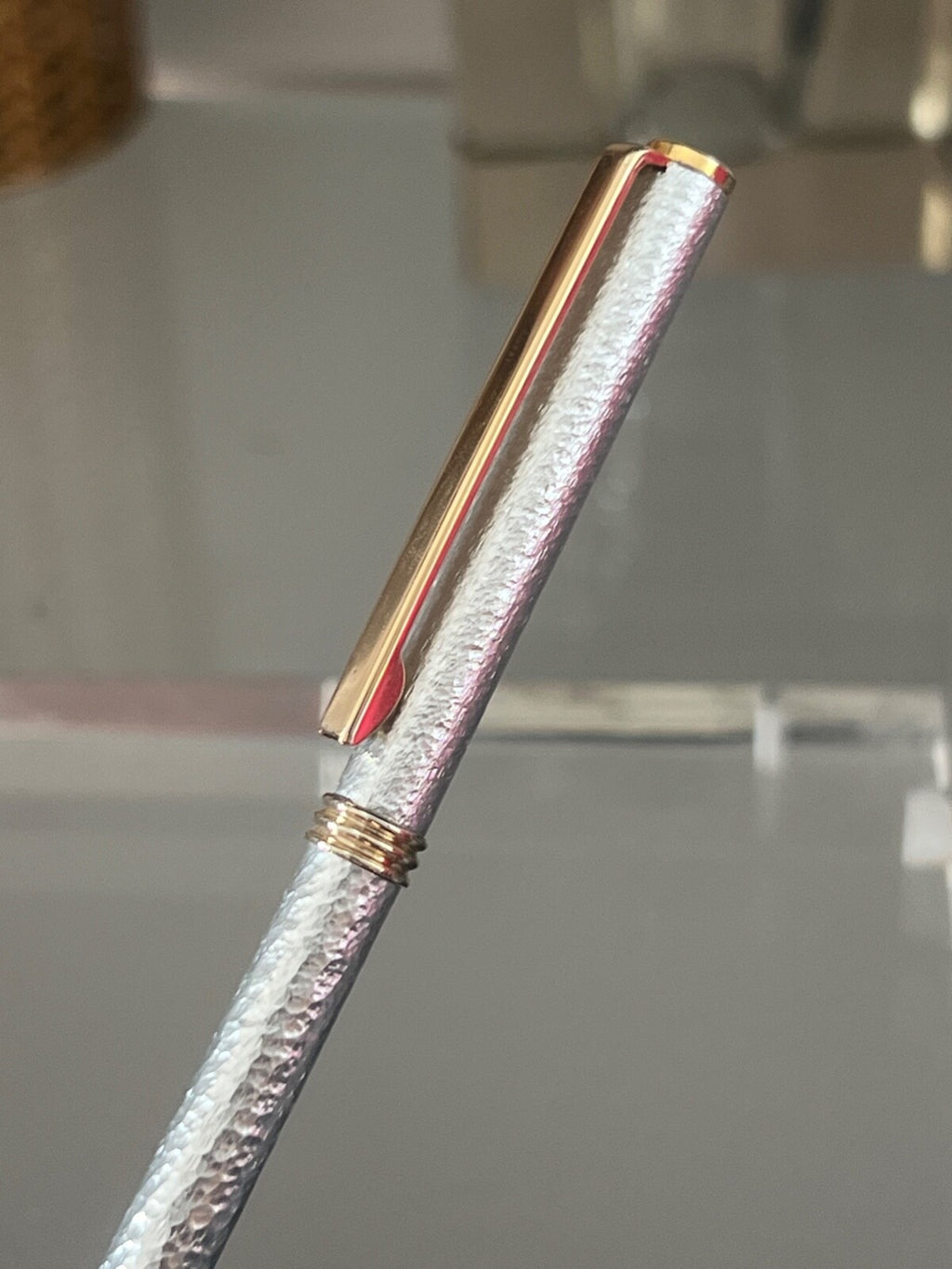 Clap Stylo-Plume Sphère Métal Martelé Très Mince Remplacer Recharge Vintage