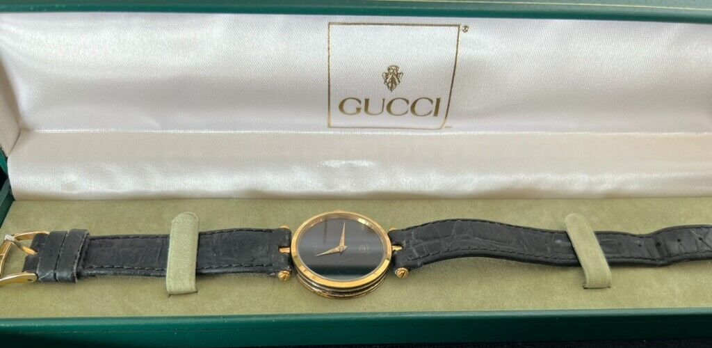🔴 GUCCI orologio donna laminato oro funziona 2000L quarzo castuccio vintage 80
