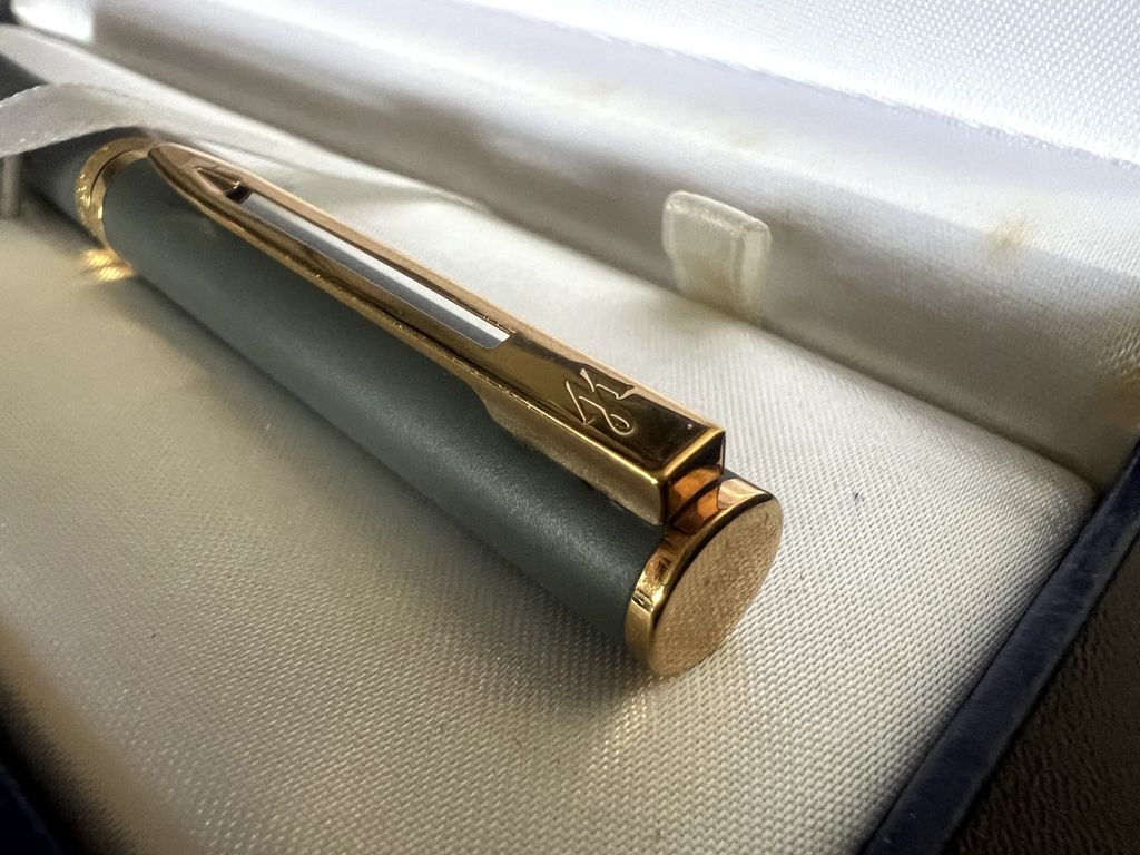 🔴 WATERMAN Laureat fountain pen, grey lacquer, gold-plated trim, F nib 