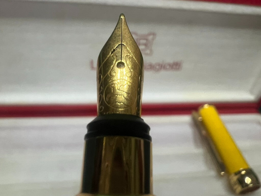Laura Biagiotti Stylo-Plume Stylo à Plume Laque Jaune Iridium 6 Nouvelle