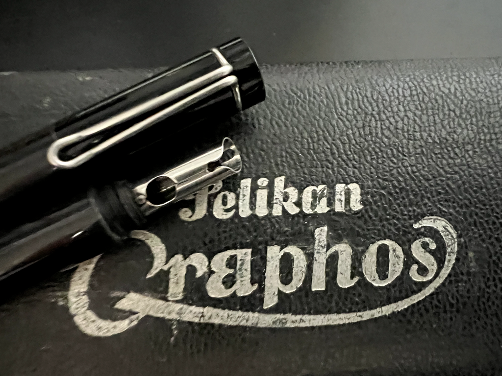 🔴 PELIKAN GRAPHOS Vintage Schwarze Sammler-Füllfederhalter