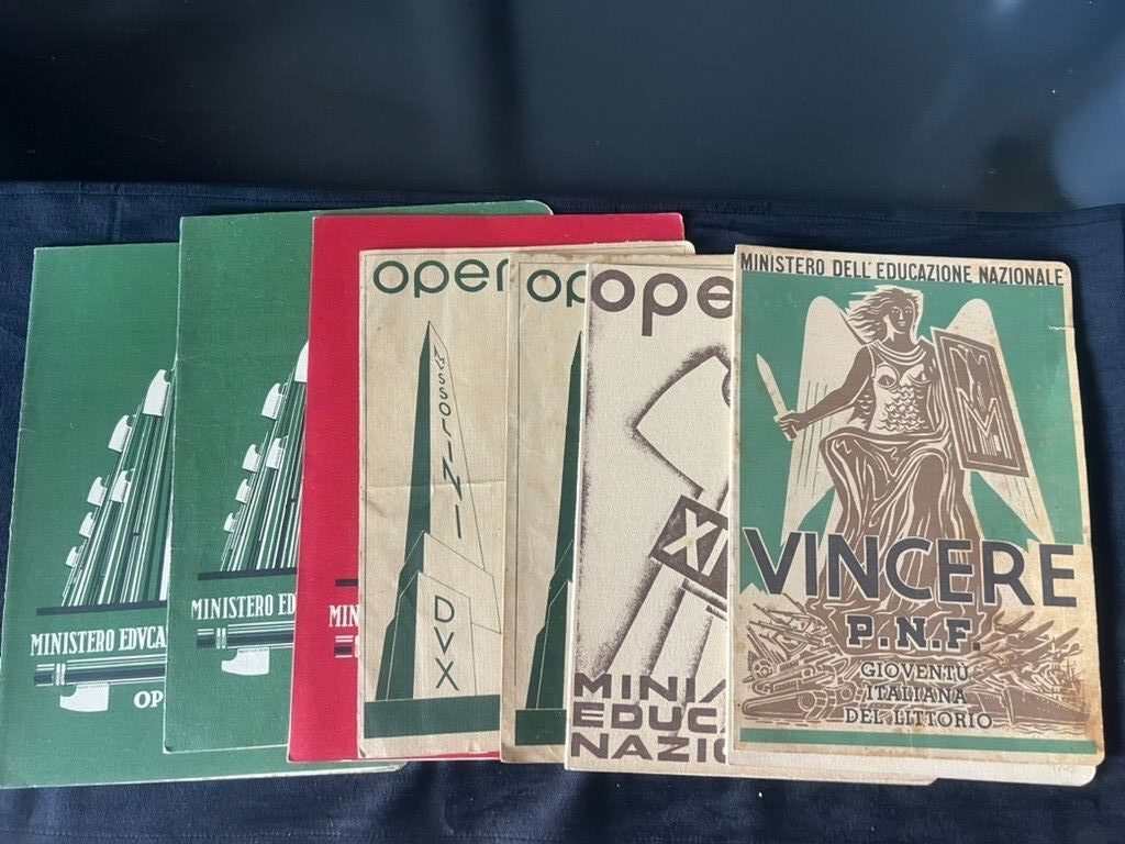 Königreich Italien, Zeugnisse, Babyfuß-Tampons, Originalunterschrift von 1932, 9 Stück 