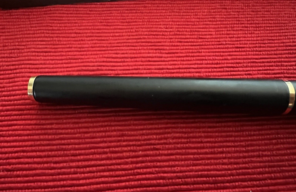 🔴 PARKER penna stilografica Arrow lacca nera profili dorati a cartuccia scrive