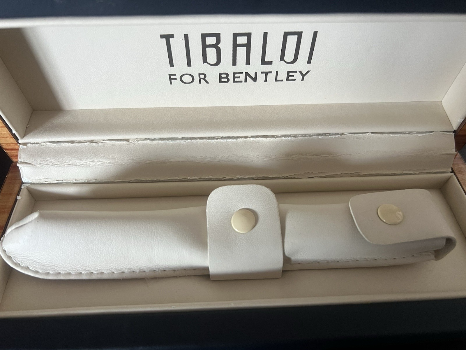 TIBALDI Box für Bentley-Stifte, blauer Leder-Stifthalter aus Wurzelholz B 