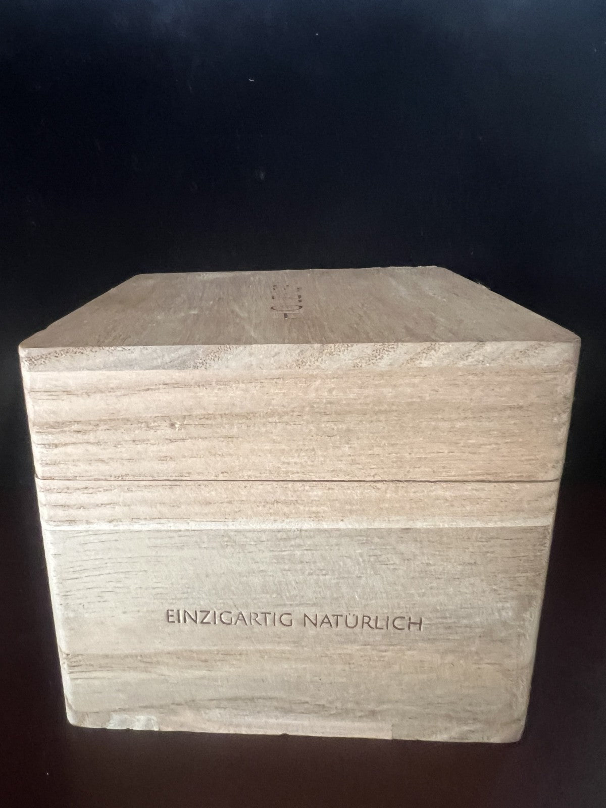 HOLZKERN Box Watch Real Wood With Cushion And Warranty