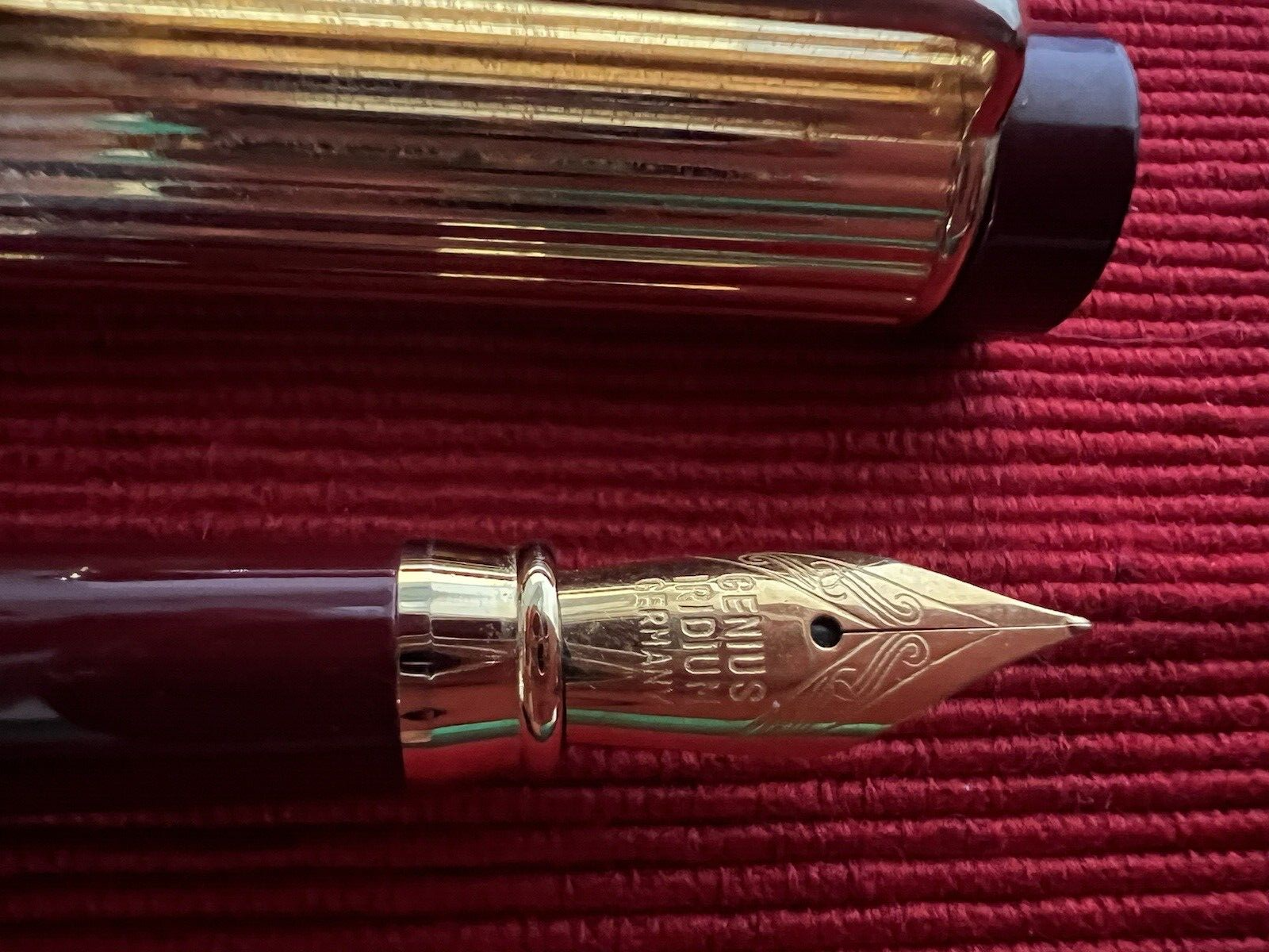 Stylo-Plume Stylo à Plume Or A Cartouche Iridium Point 7 Goutte Rouge Vintage