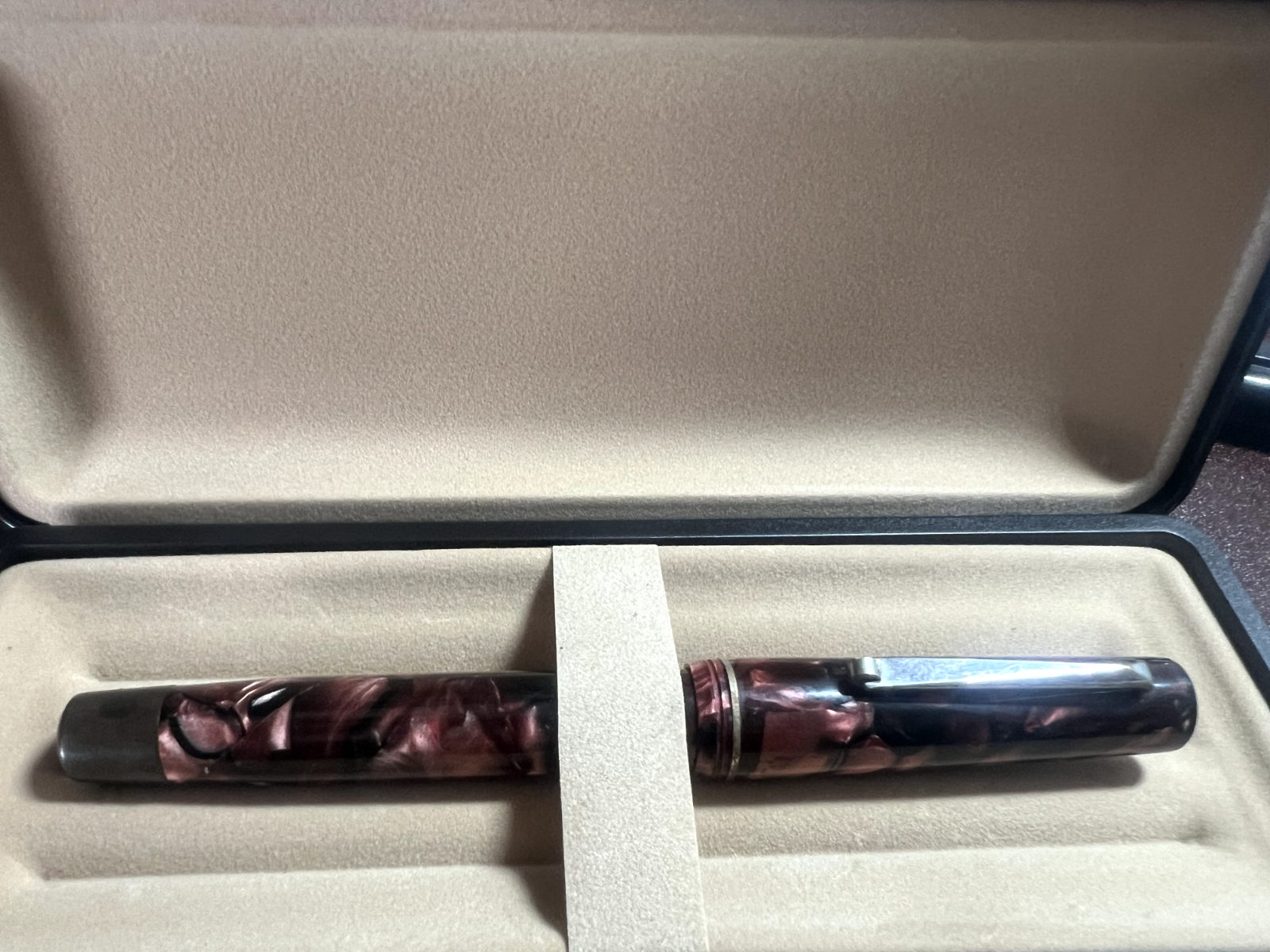 🔴 Penna stilografica celluloide rossa a pulsante pennino ORO scrive vintage