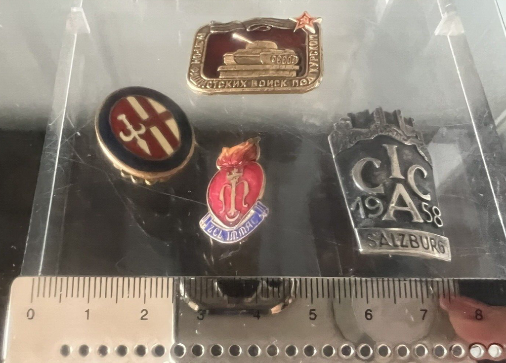 🔴 Pins distintivi SPILLE DI METALLO E SMALTI lotto 4 pezzi originali vintage