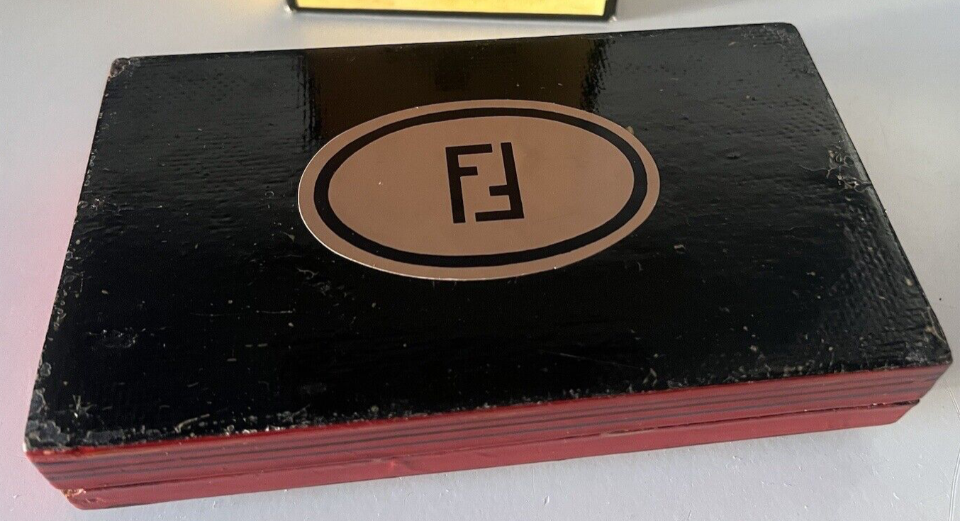 🔴 FENDI Schmuckkästchen aus Holz für Ohrringe, Armbänder, Halsketten und Vintage-Anhänger 