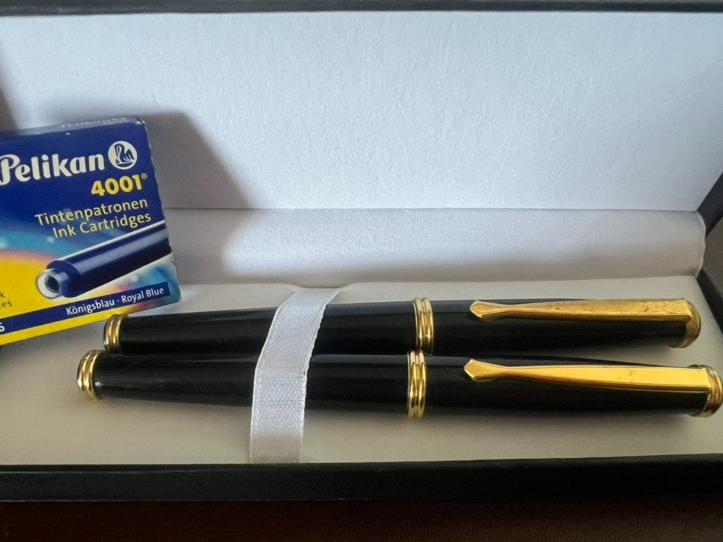 🔴 Penna stilografica e sfera nere profili dorati pennino F scrivono vintage