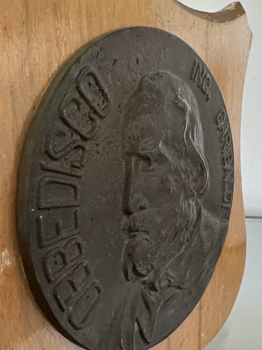 🔴 Große Bronzemedaille mit dem Wappen der Garibaldi auf originalem Holzschild: ICH GEHORCHE