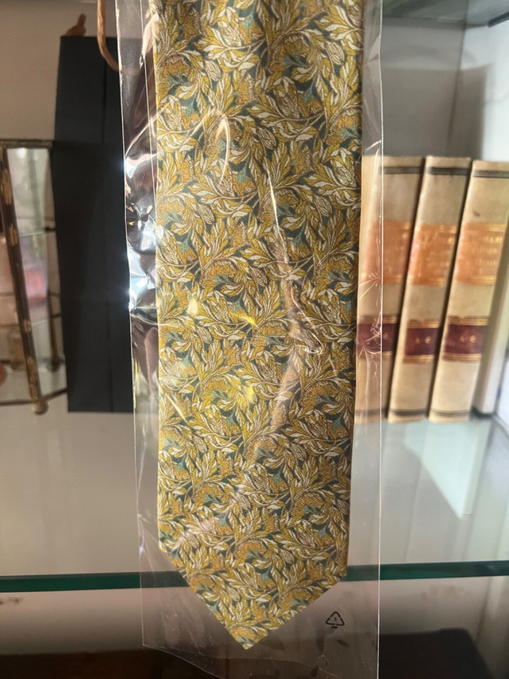🔴 FENDI cravatta uomo SETA FOGLIE DI AUTUNNO classica italiana busta
