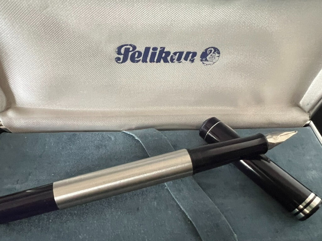 🔴 PELIKAN P40 penna stilografica cromata BLU a cartuccia scrive con scatola