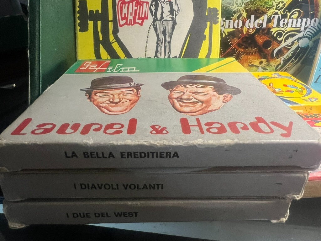 🔴 PELLICOLE video 8 cartoni animati STANLIO OLLIO SILVESTRO PIKI 11 pezzi