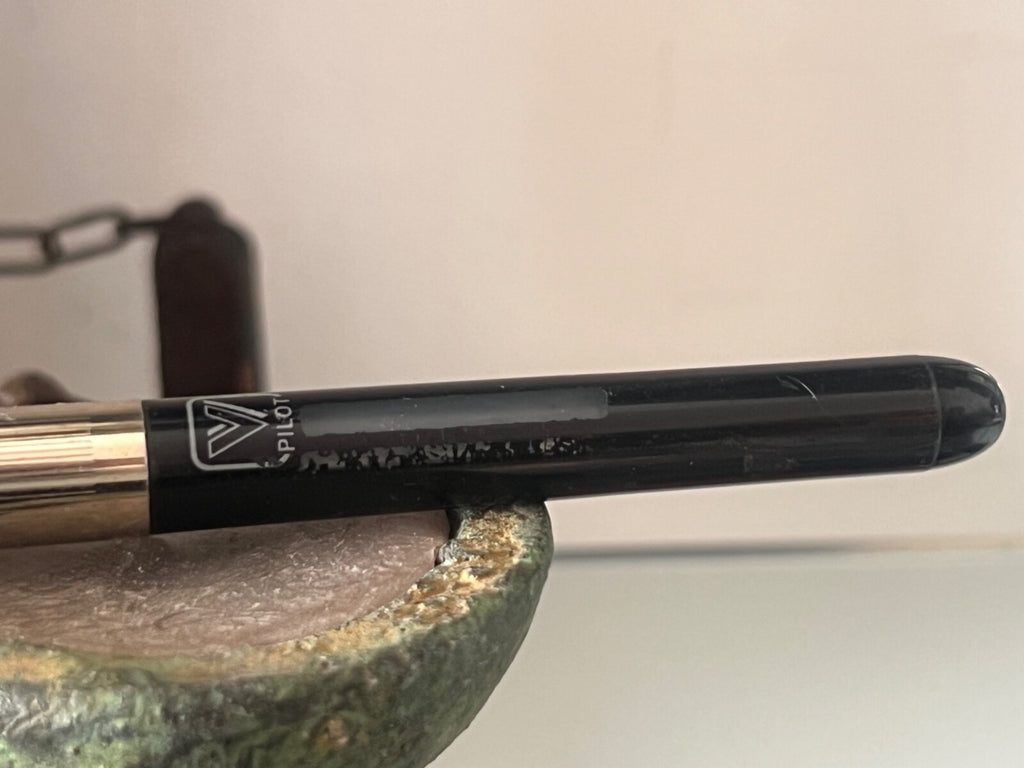 V Pilot Pen Fountain Pen USA And Disposable Collectibles Doesn'T Use Vintage