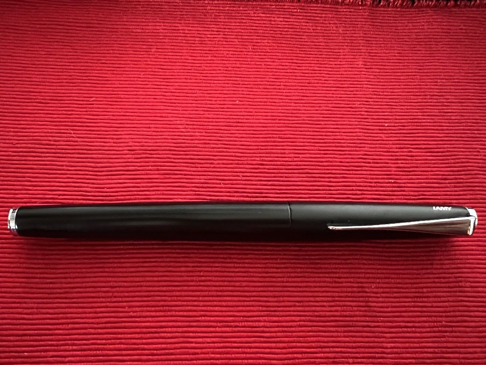 🔴 LAMY penna stilografica STUDIO lacca nera a cartuccia pennino MK scrive