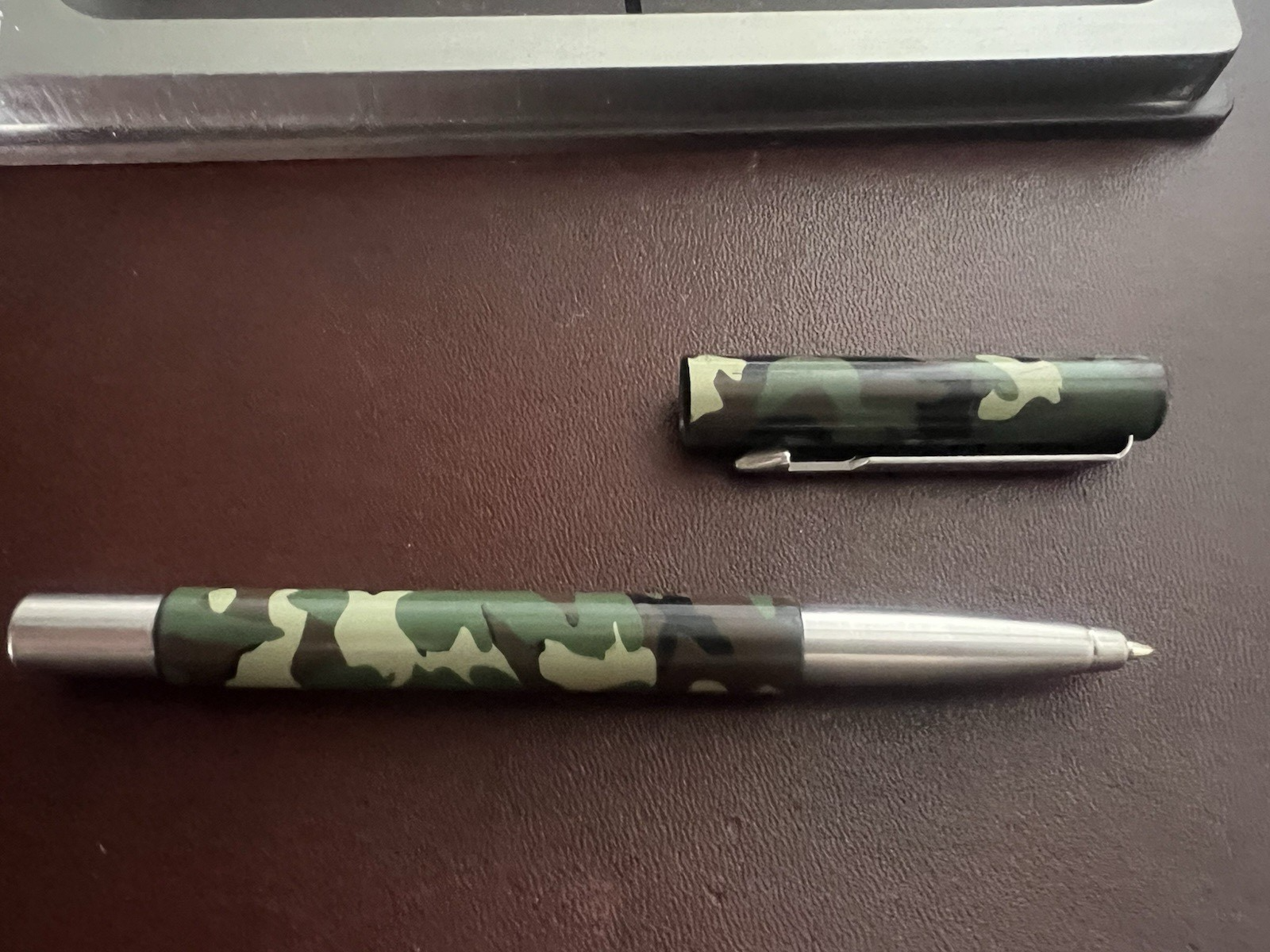 🔴 PARKER penna sfera roller VECTOR camuflage mimetica MILITARE scrive vintage