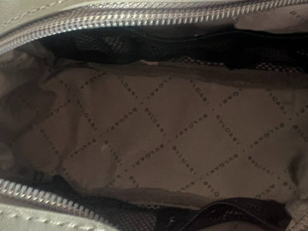 🔴 BULGARI Emirates travel fabric makeup bag 17x7.5 h 12 