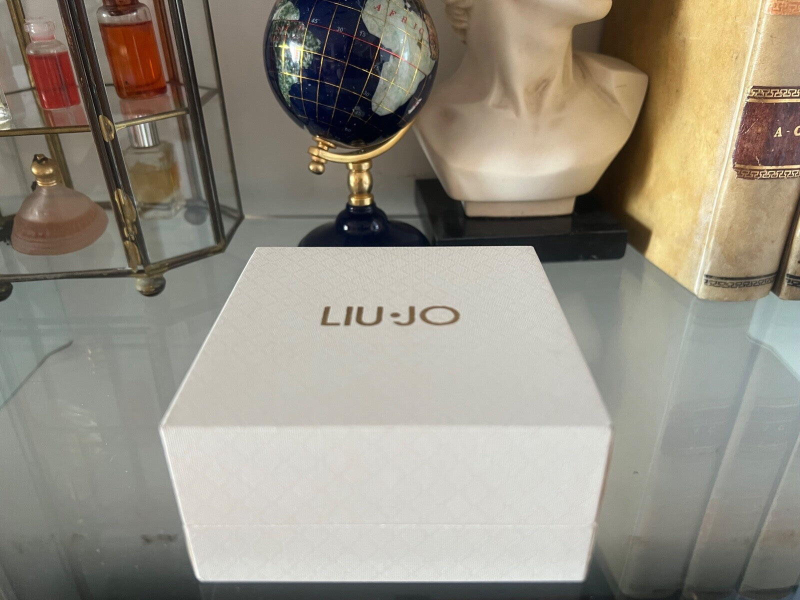 Liu Jo Boîte Bijou Boucles D'Oreilles, Bracelet, Pendentif Crème 10x10 h5 CM