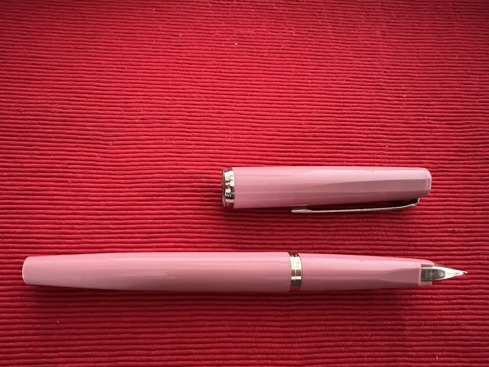 Grand-Mère Stylo-Plume Stylo à Plume DS Rose Cartouche Iridium Utilisé Vintage 