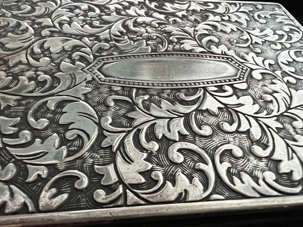 Porte- Tabac Cigarettes Ciselé Interne Concave D'Origine Liberty 1900