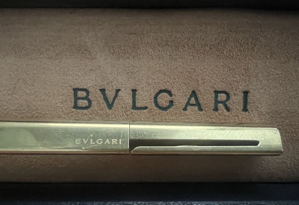 🔴 BULGARI Eccentric Twist gold-plated ballpoint pen with case, vintage writing