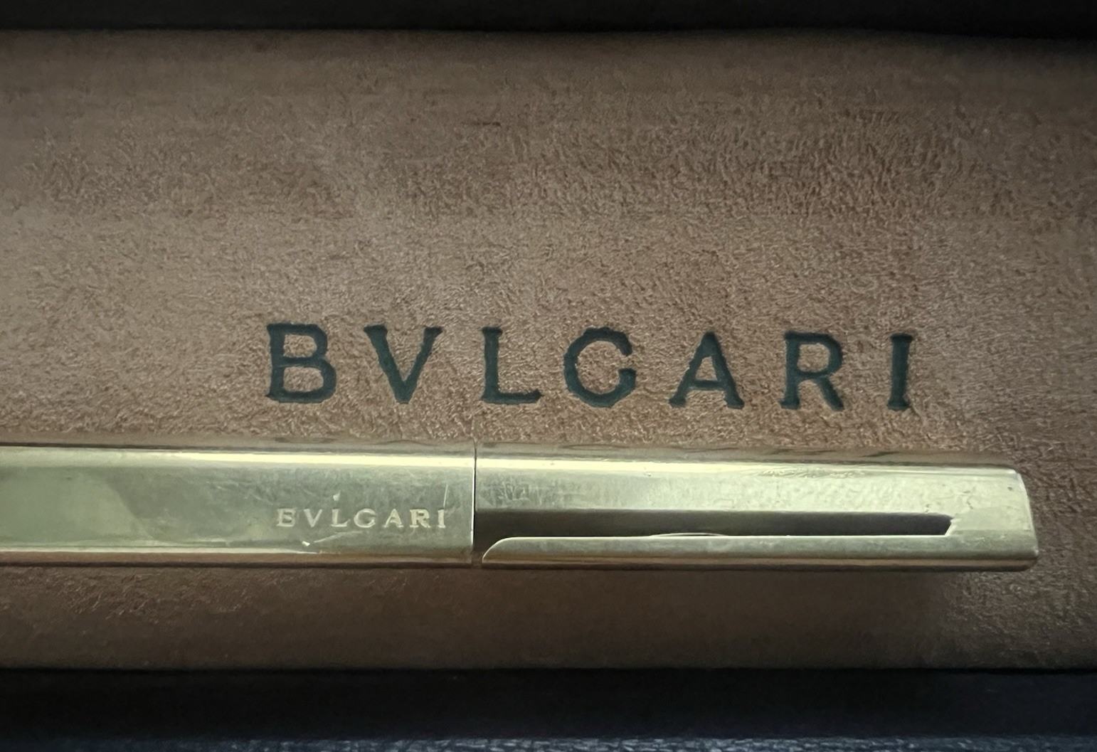 🔴 BULGARI Eccentric Twist gold-plated ballpoint pen with case, vintage writing