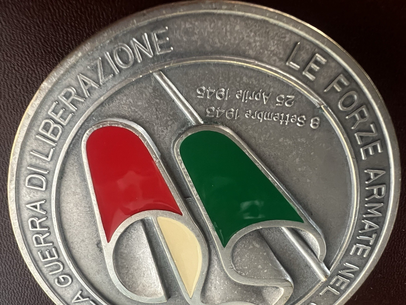 🔴 Medaglia LE FORZE ARMATE cinquantenario guerra LIBERAZIONE 1943-1945