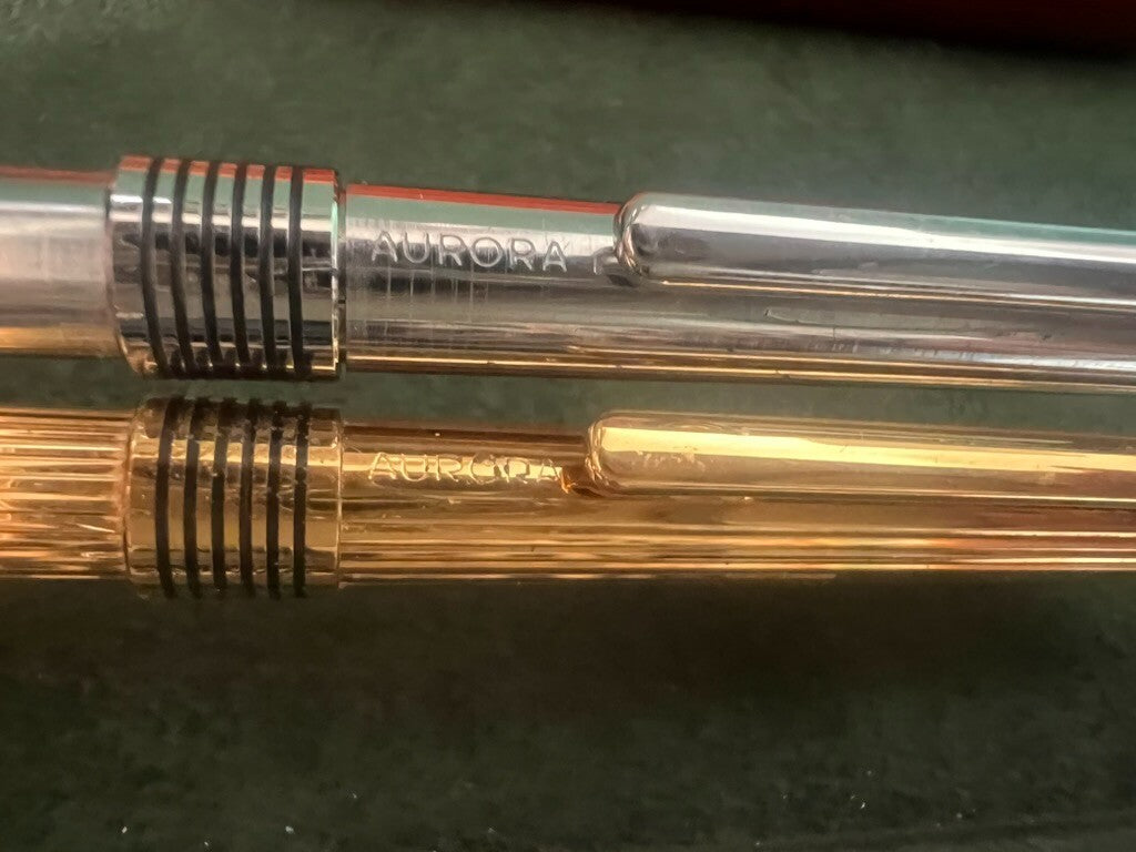 Aurora Penne Sphère Marco Polo Chrome Et Or They write 2 pens 