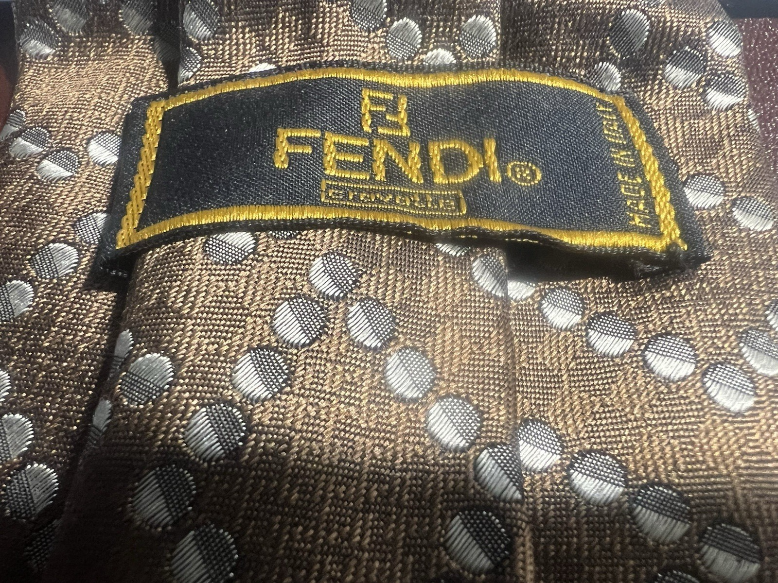 Fendi Men's Classic Elegant Brown Pure Silk Tie