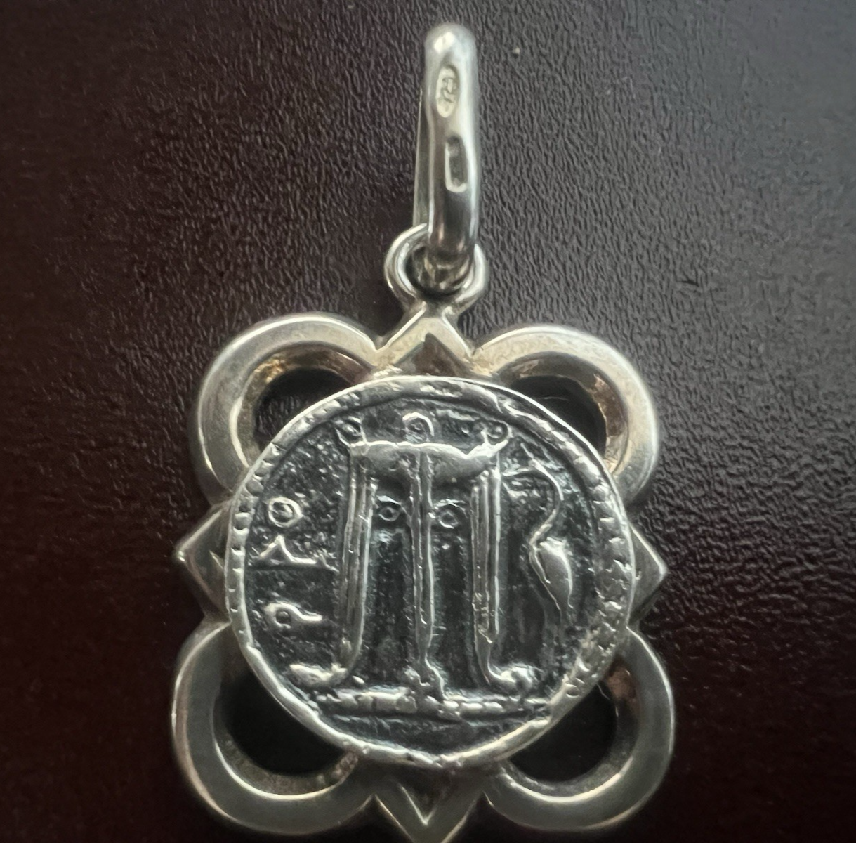 Colgante GERARDO SACCO Plata 925 Máscaras Y Monedas Con Medalla Vintage