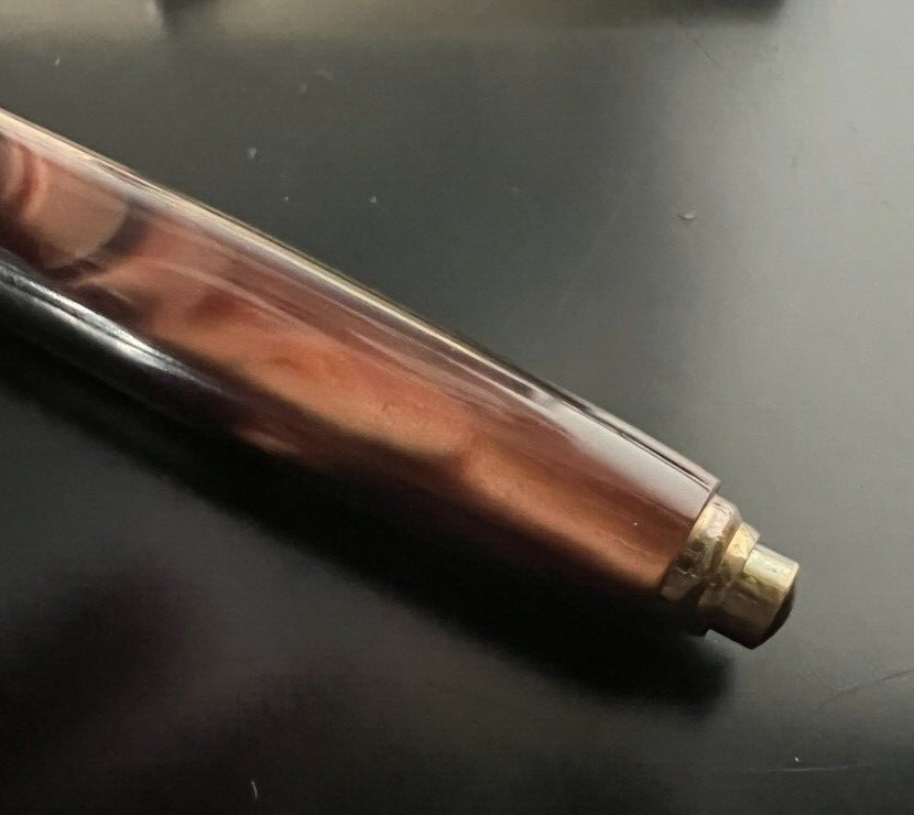 🔴 Penna a sfera marmorizzata iridescente bombata scrive vintage anni 1970