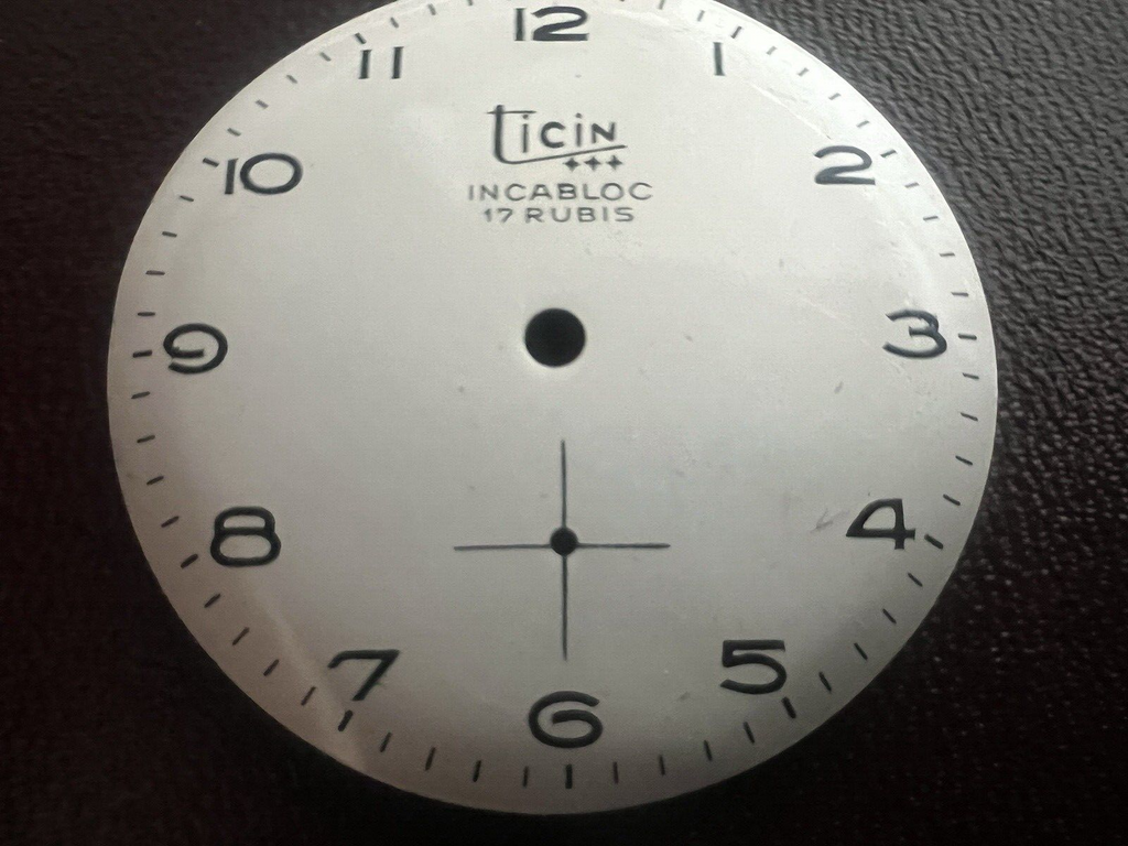 TICIN Dial Wristwatch With Date Display Parts Pieces Spare Parts Vintage