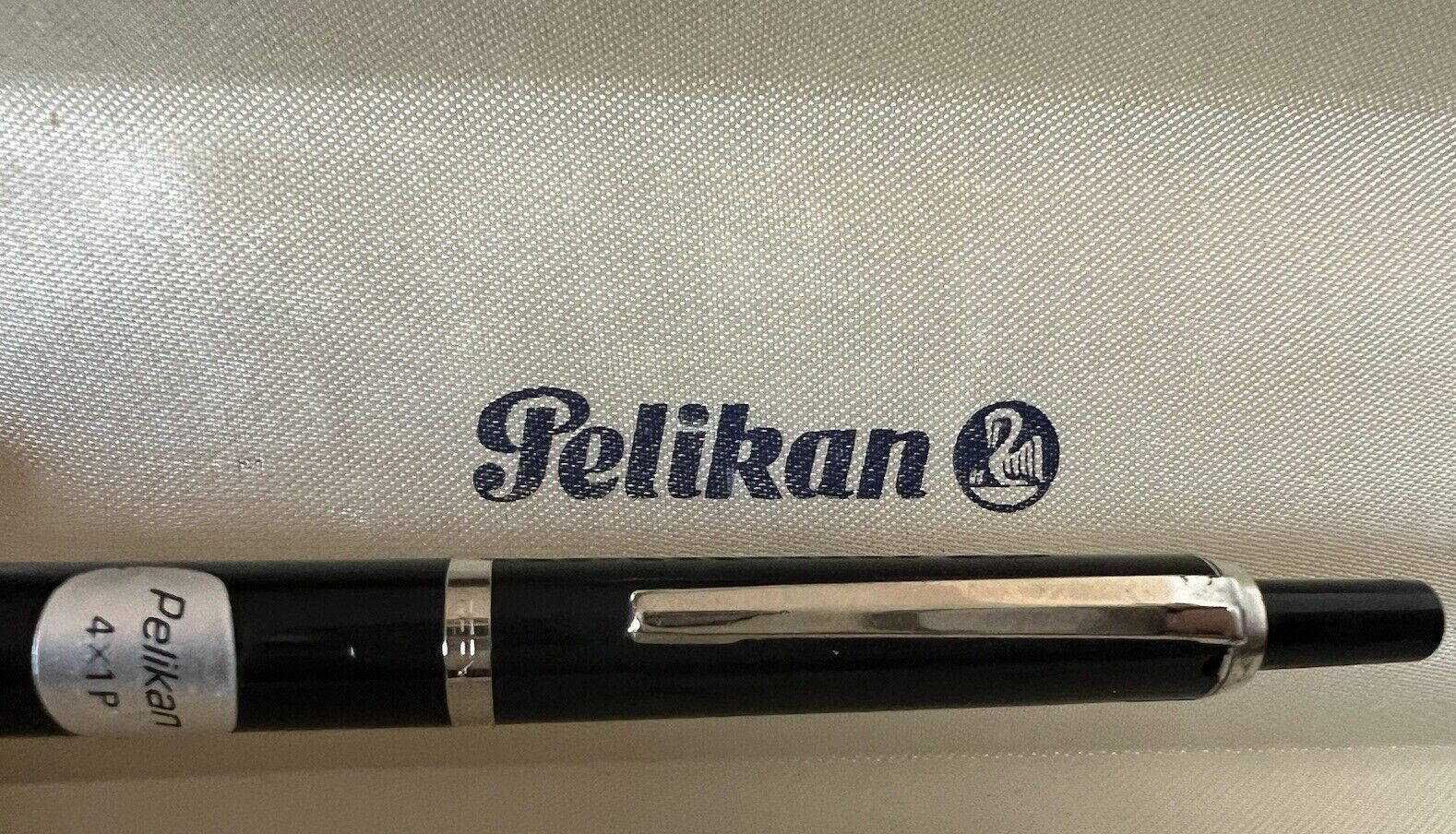 🔴 PELIKAN penna sfera 4x1P colori COLORI BLU-NERO-VERDE-ROSSO